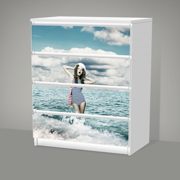 Beauty Woman In The Sea (Möbelfolie für IKEA Malm - 4 Schubladen)